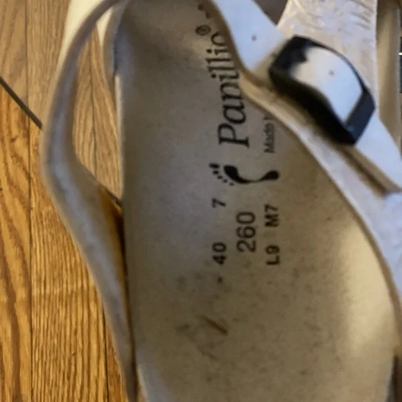 Papillio Beige Sandals with Black Buckles - Picture 4 of 10